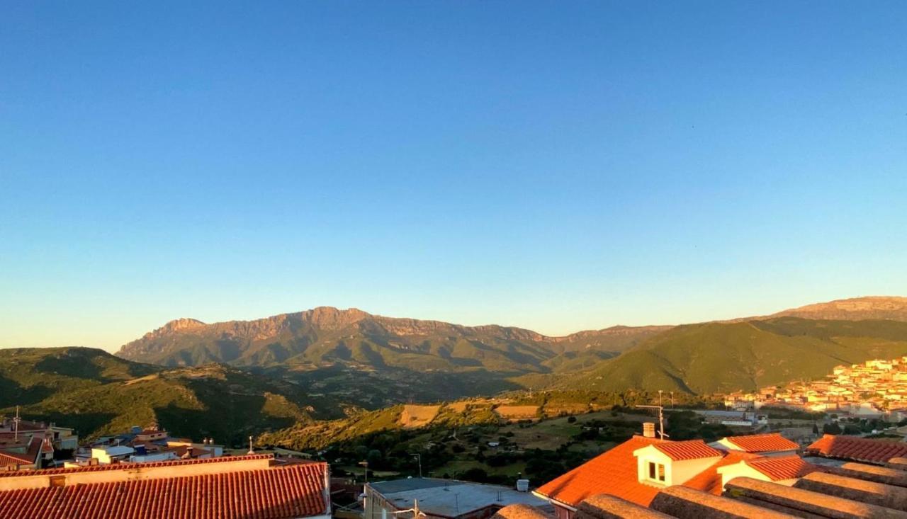 Canduleri Orgosolo Dış mekan fotoğraf